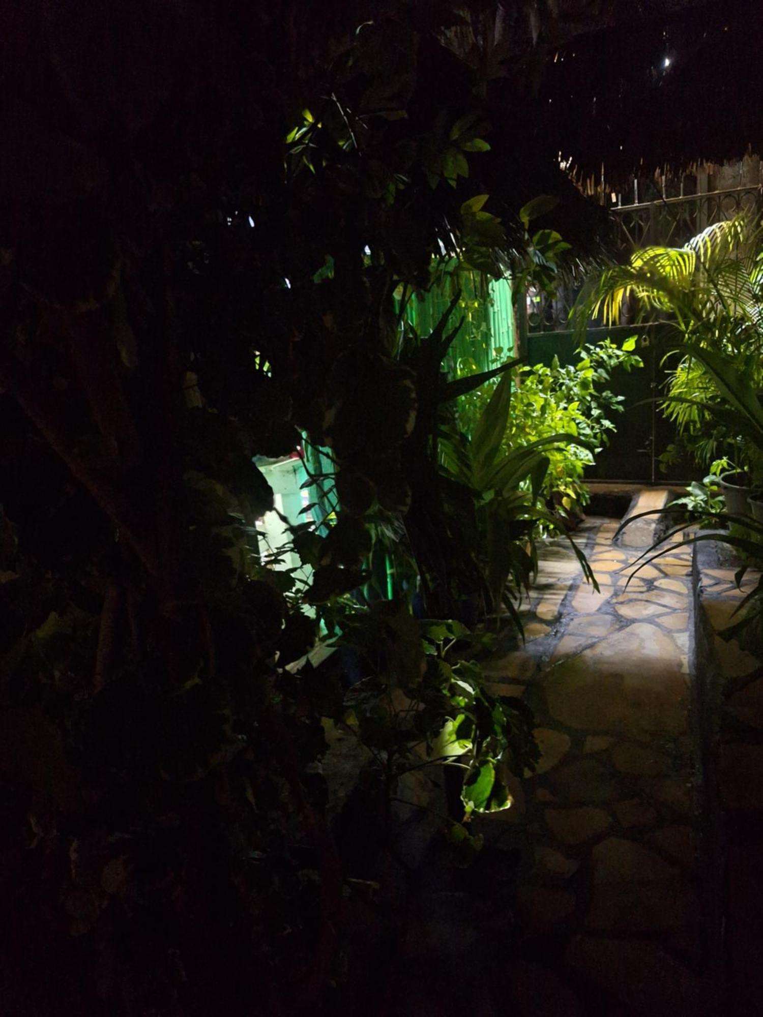 Mount Zion Guest House, Mtwapa Mtomondoni Момбаса Экстерьер фото