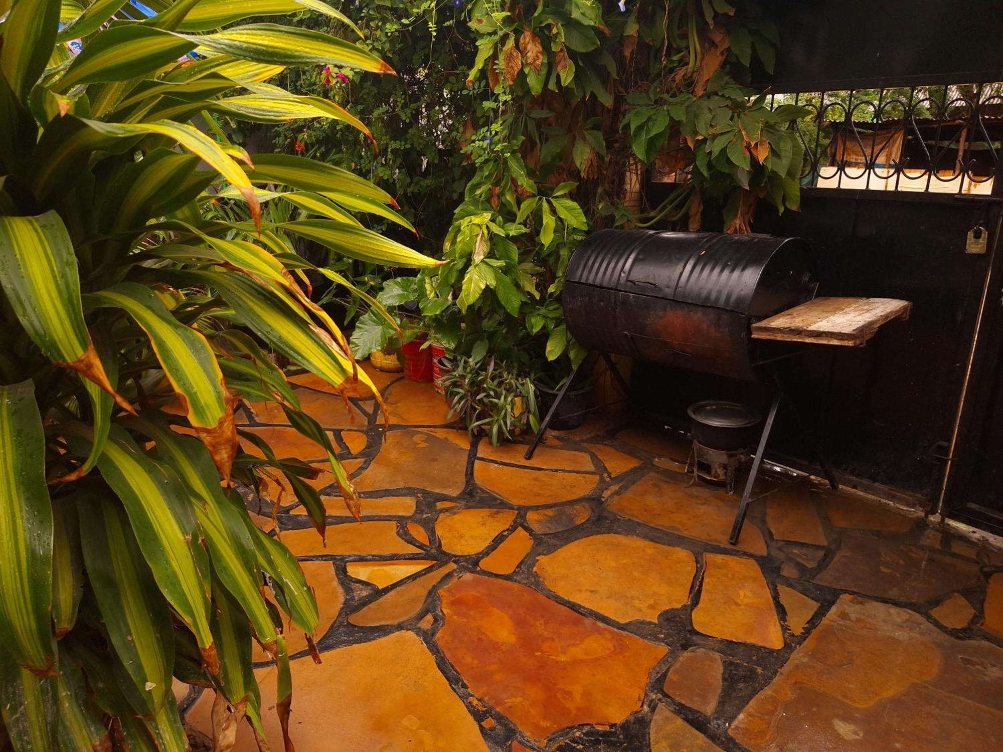 Mount Zion Guest House, Mtwapa Mtomondoni Момбаса Экстерьер фото